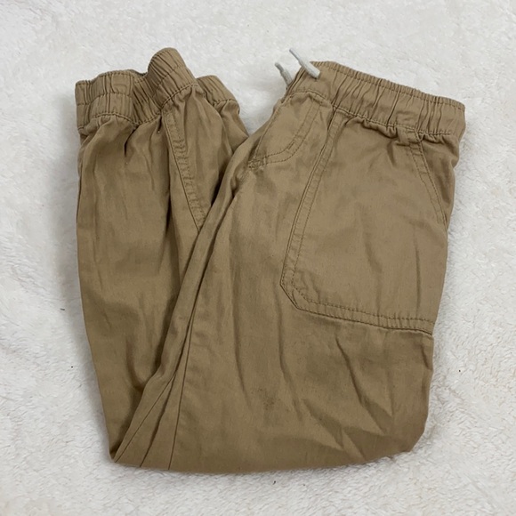 5t khaki pants